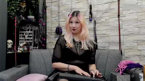 Miss Kazia online show from February 2025 03:00:02 AM