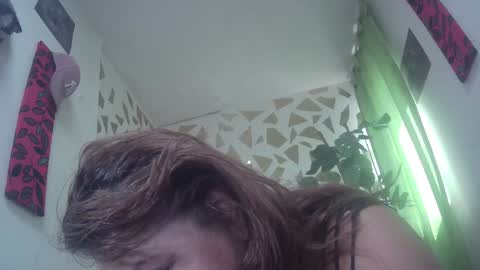 Snapshot of kazsandrah chatting on January 2025 08:25:02 PM KAZSANDRAH online show from January 2025 08:25:02 PM