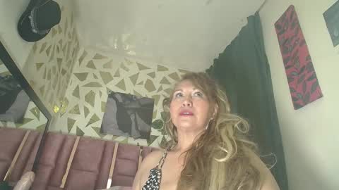 Snapshot of kazsandrah chatting on September 2025 05:23:02 PM KAZSANDRAH online show from September 2025 05:23:02 PM