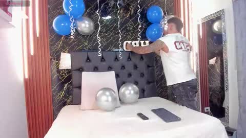 Keane online show from October 2025 12:02:01 PM