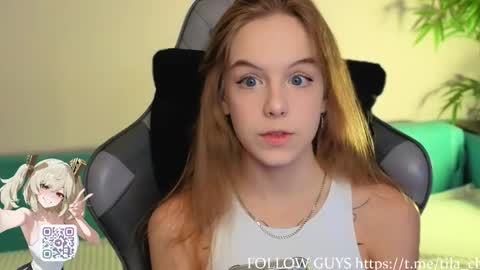 Snapshot of kebesheska chatting on November 2025 08:56:01 AM Seb Polly Roxy Jonny online show from November 2025 08:56:01 AM