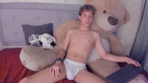kei oliver online show from January 2025 12:47:02 PM