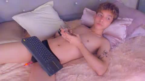 kei oliver online show from February 2025 12:17:02 PM