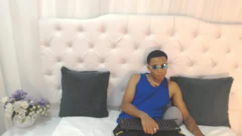 keiner_vasquez online show from September 2025 07:05:01 PM