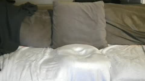 Snapshot of keiser1771 chatting on October 2025 08:27:05 AM keiser1771 online show from October 2025 08:27:05 AM