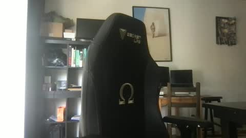 kelkun2828 online show from December 2024 09:00:01 PM