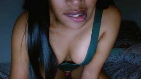 Kellie online show from December 2024 11:30:01 PM