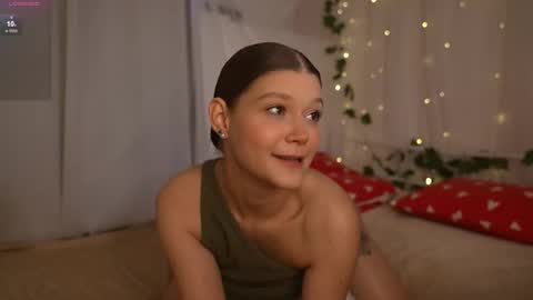  KELLY  online show from September 2025 02:32:01 PM