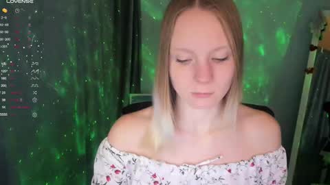 Kelly online show from November 2025 01:33:02 PM