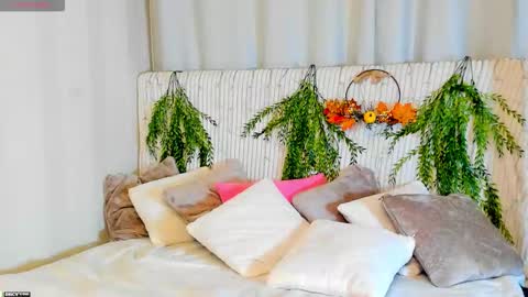 Snapshot of kelly_mott chatting on October 2025 02:02:05 AM Sofia online show from October 2025 02:02:05 AM