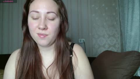 kellycrystall online show from January 2025 05:49:02 PM