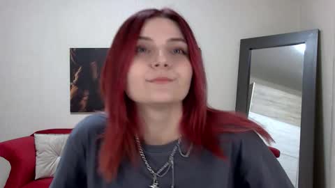 Kelly Stoneys online show from October 2025 05:34:02 PM