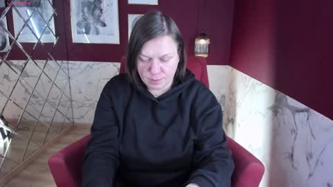 Kelly online show from February 2025 05:25:01 AM
