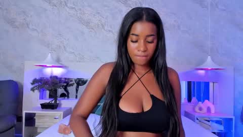 Kelly online show from February 2025 10:36:02 AM