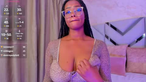 Snapshot of kellyy_cooper chatting on February 2025 08:44:02 AM Kelly online show from February 2025 08:44:02 AM