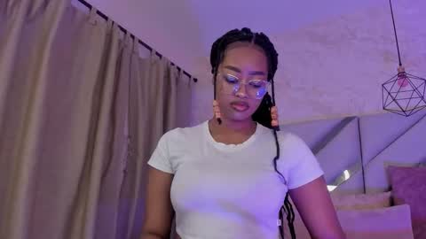 Snapshot of kellyy_cooper chatting on September 2025 06:04:02 AM Kelly online show from September 2025 06:04:02 AM