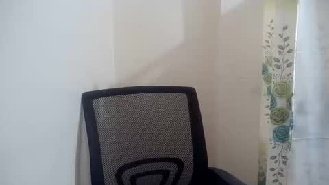 kelsyslutty online show from September 2025 11:10:01 AM