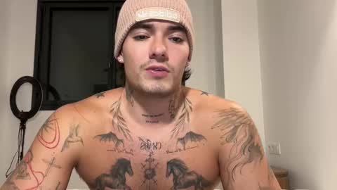 Snapshot of kenboyea_ chatting on November 2025 04:53:01 PM luis carlos esteban online show from November 2025 04:53:01 PM