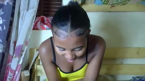 Kenchy online show from October 2025 04:51:02 AM