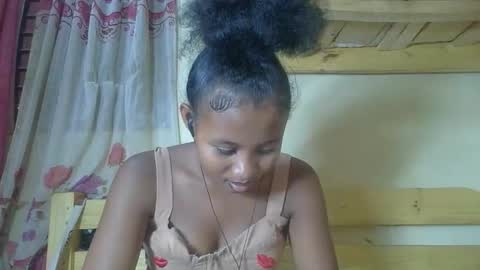 Kenchy online show from October 2025 07:42:02 AM