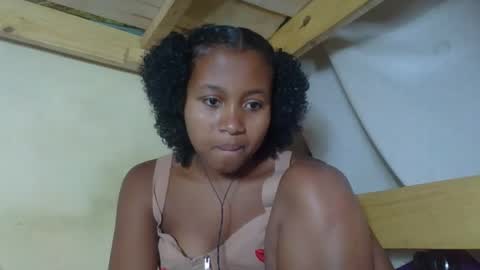 Kenchy online show from October 2025 04:59:01 AM