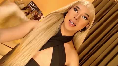 Snapshot of kendalair chatting on October 2025 06:40:02 PM Ebony online show from October 2025 06:40:02 PM