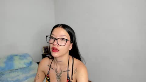 Snapshot of kendalgrey01 chatting on November 2025 04:40:02 PM Kendal online show from November 2025 04:40:02 PM