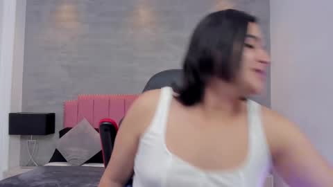 kendall_roous online show from October 2025 12:46:02 PM