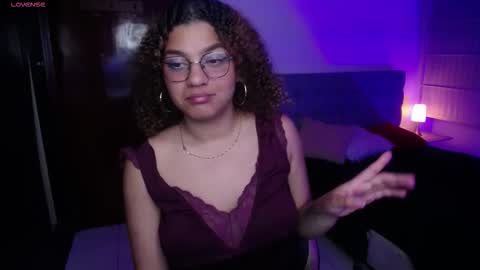 kendall_rossii_ online show from November 2025 05:17:01 AM