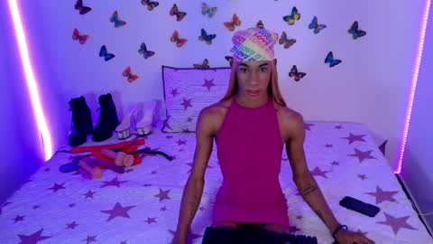 kendallgil online show from January 2025 03:45:02 AM