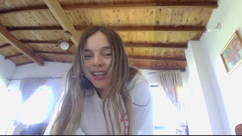 Snapshot of kendalltyler chatting on January 2025 01:38:02 PM kendall online show from January 2025 01:38:02 PM