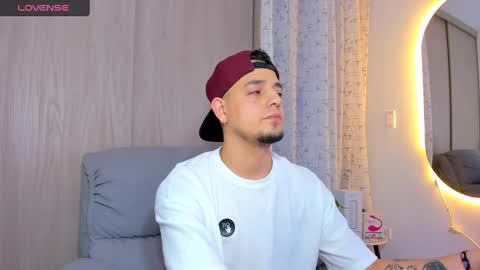 kendel_dimitri online show from October 2025 05:14:01 AM