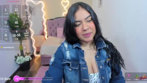 Snapshot of kendra_tay chatting on January 2025 02:49:01 AM kendra online show from January 2025 02:49:01 AM