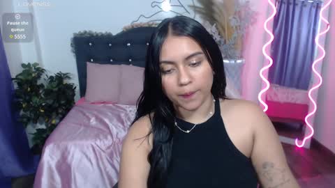 Snapshot of kendra_tay chatting on January 2025 03:33:02 PM kendra online show from January 2025 03:33:02 PM