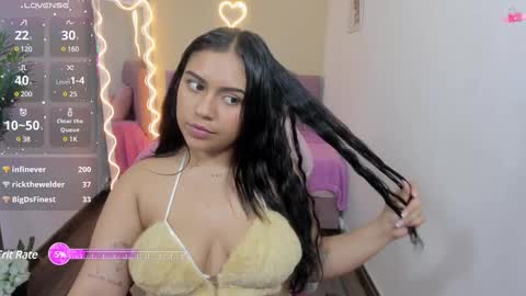 Snapshot of kendra_tay chatting on February 2025 09:14:02 AM kendra online show from February 2025 09:14:02 AM