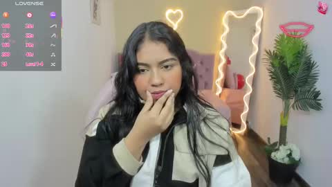 Snapshot of kendra_tay chatting on February 2025 03:15:01 AM kendra online show from February 2025 03:15:01 AM