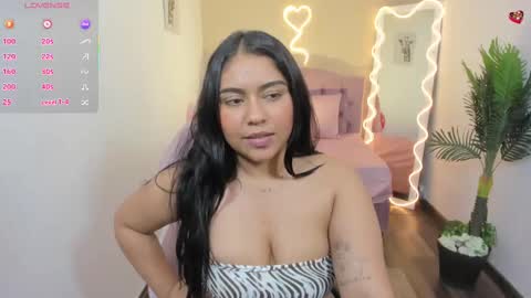 Snapshot of kendra_tay chatting on February 2025 09:24:02 AM kendra online show from February 2025 09:24:02 AM
