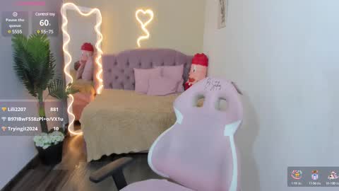 Snapshot of kendra_tay chatting on March 2025 06:12:02 AM kendra online show from March 2025 06:12:02 AM