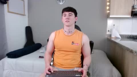 Snapshot of kent_zagann chatting on October 2025 05:26:02 AM Santiago online show from October 2025 05:26:02 AM