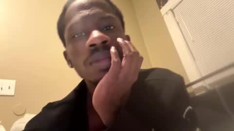 keonuw261682 online show from December 2025 08:29:02 AM