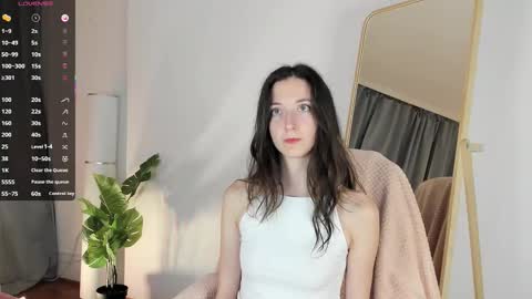 Snapshot of kettybelly chatting on October 2025 06:33:01 AM kettyIm a simple girl who likes gifts Lovense is activeThere are legends that in this room all your wish can come true online show from October 2025 06:33:01 AM