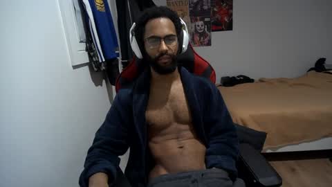 Snapshot of kevi4 chatting on January 2025 01:43:02 AM kevi4 online show from January 2025 01:43:02 AM