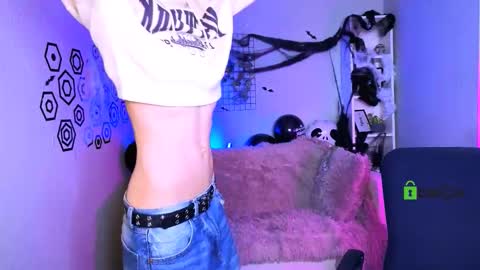 kevi here online show from October 2025 08:33:02 PM