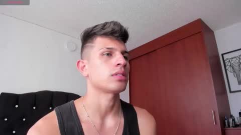Snapshot of kevin_ahs1 chatting on September 2025 05:24:02 PM Kevin Ahs online show from September 2025 05:24:02 PM
