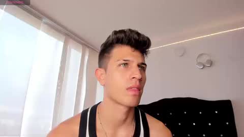 Snapshot of kevin_ahs1 chatting on September 2025 09:48:02 PM Kevin Ahs online show from September 2025 09:48:02 PM