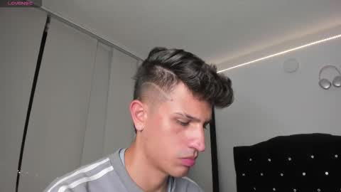 Kevin Ahs online show from October 2025 11:28:02 PM