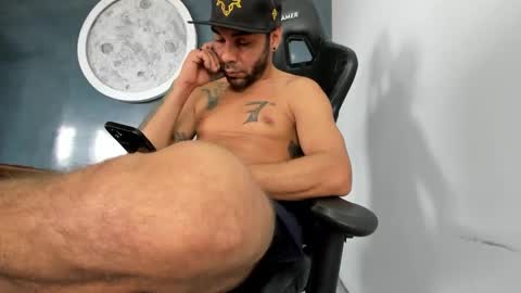Kevin online show from January 2025 04:19:02 PM