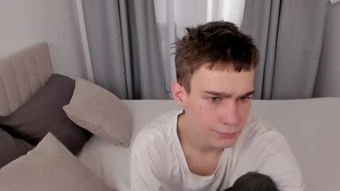 Ask me online show from November 2025 03:38:02 PM