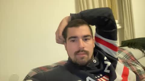 Snapshot of kevinpillobello chatting on December 2025 04:47:02 PM kevinpillobello online show from December 2025 04:47:02 PM