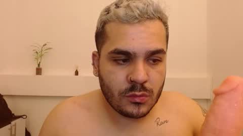 Snapshot of kevinspenser chatting on November 2025 01:32:02 PM Kevin Spenser online show from November 2025 01:32:02 PM